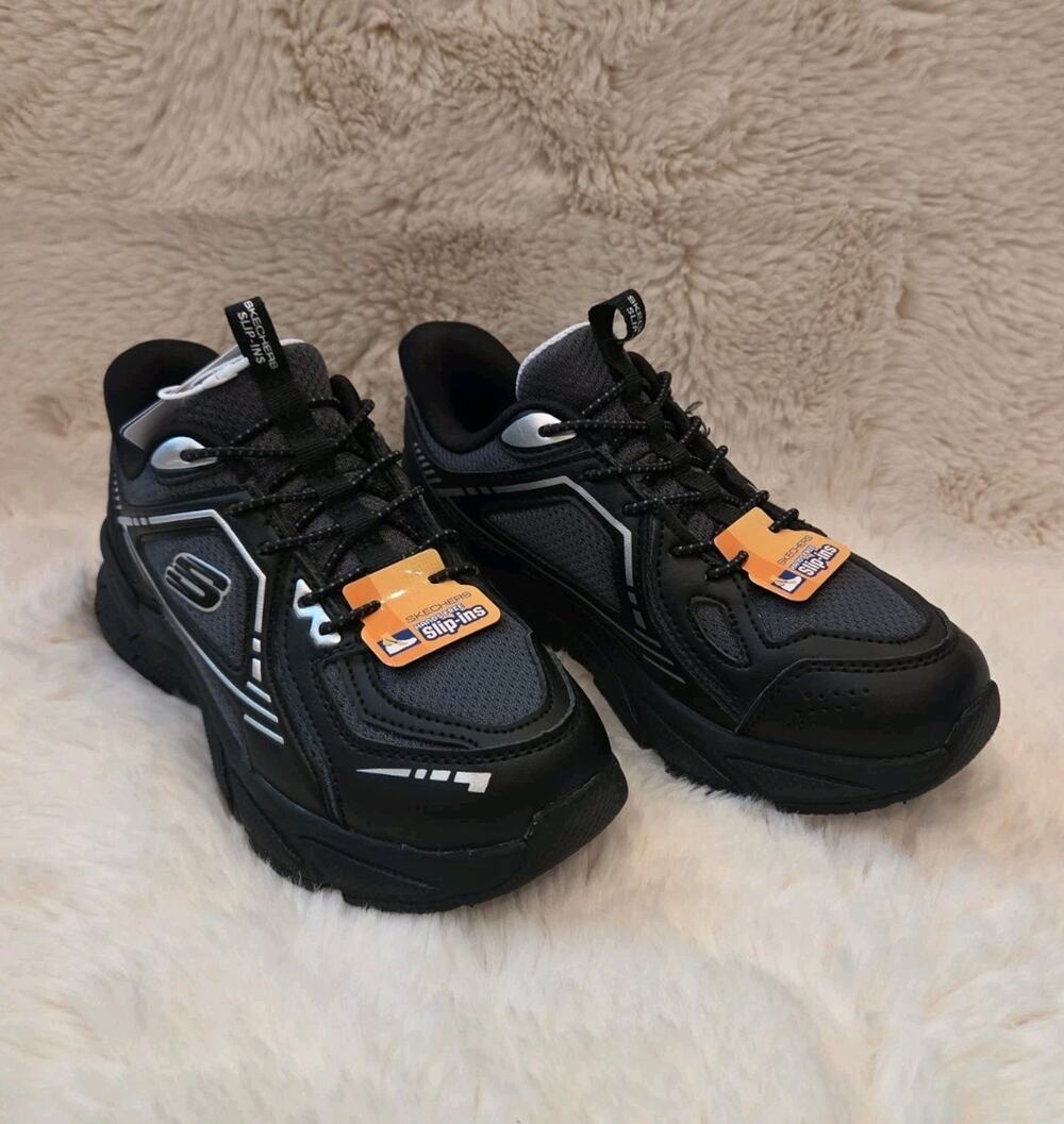 Skechers Retro-Graph Breezy-Pacer Kids Size 2 Black Silver Chunky Sneakers